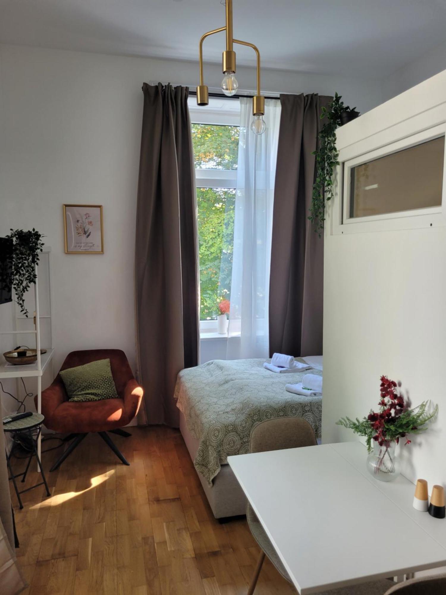 Stay Studio 1 Zentral Balkon Parkplatz Bad Pyrmont Exterior foto
