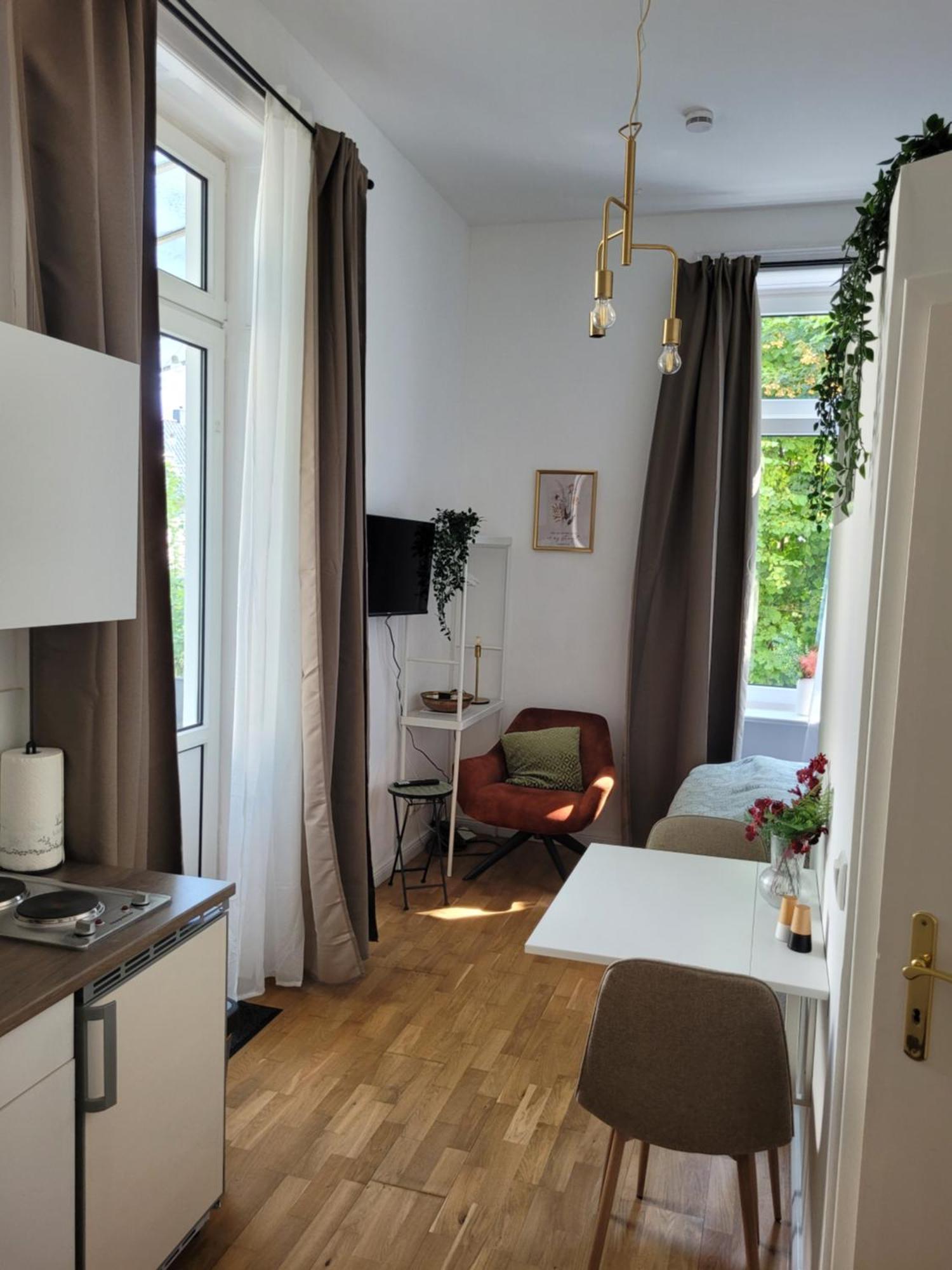 Stay Studio 1 Zentral Balkon Parkplatz Bad Pyrmont Exterior foto