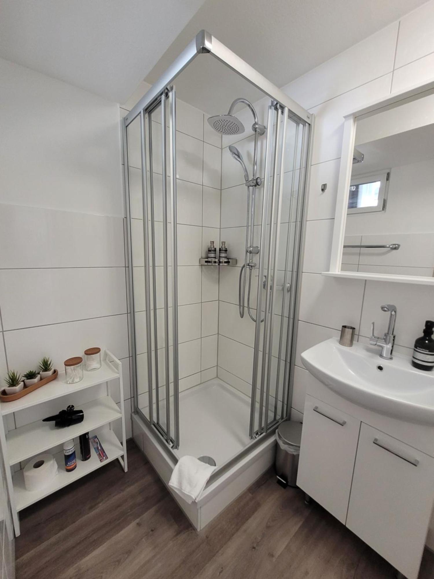 Stay Studio 1 Zentral Balkon Parkplatz Bad Pyrmont Exterior foto